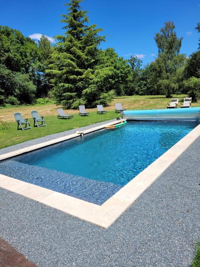 Domaine Des Grands Chenes Bed & Breakfast Preveranges Exterior photo